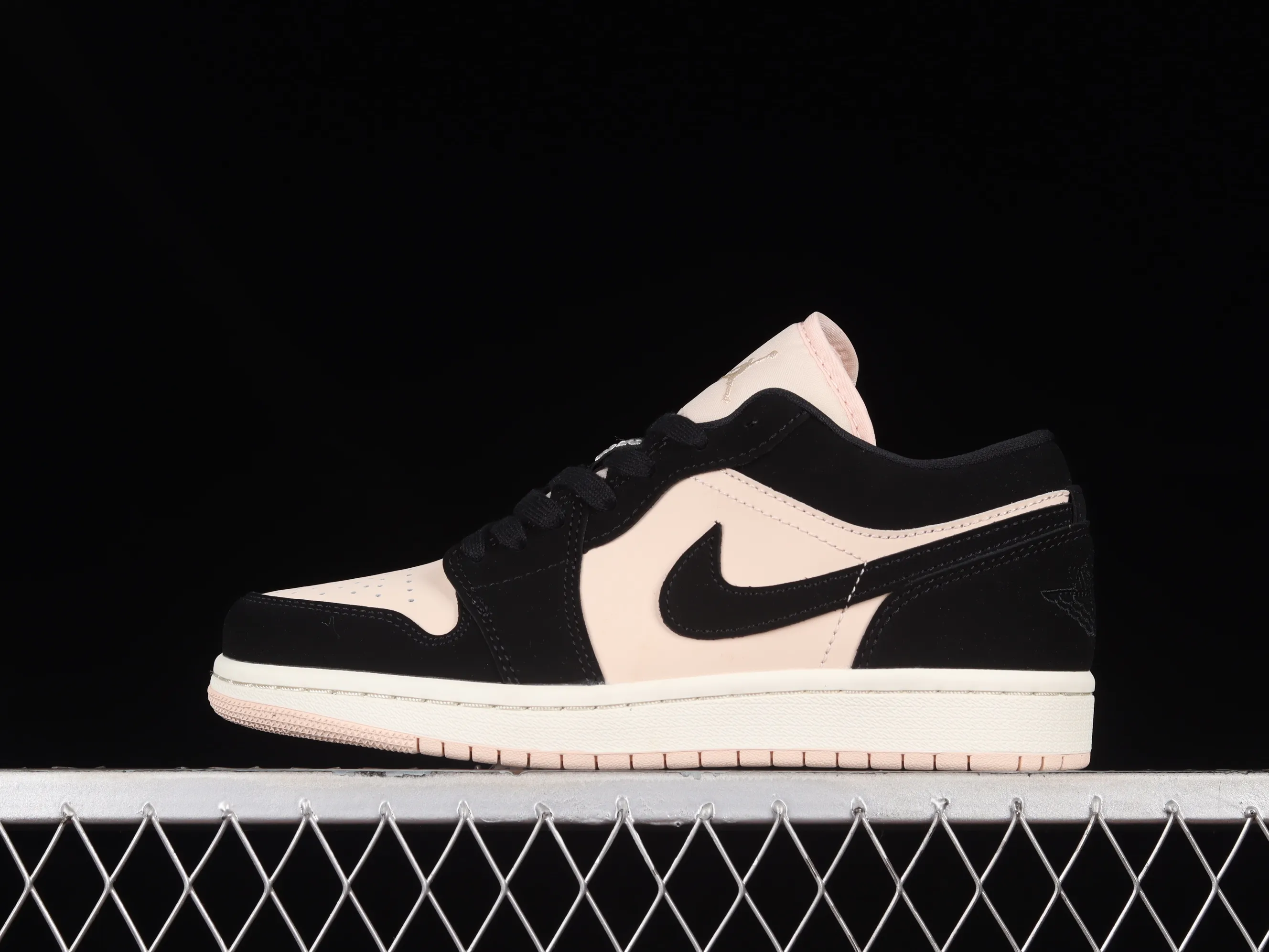 All categories Air Jordan Jordan series basketball shoes Air Jordan 1 Low G version pure original Air Jordan 1 Low AJ1 Joe 1 black powder low-top basketball shoes DC0774-003